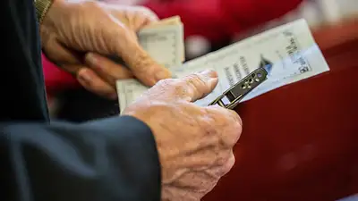 Jak zostać kontrolerem biletów? Przewodnik krok po kroku