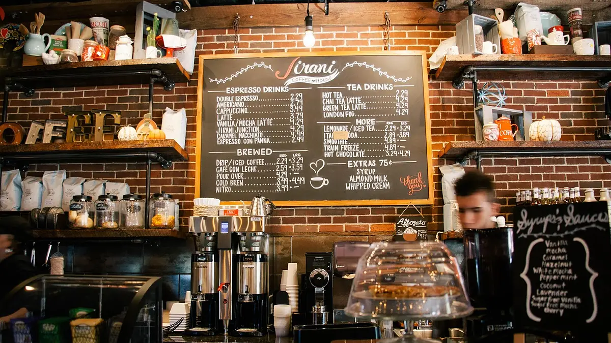 Zarobki baristy w Polsce 2025 – ile naprawdę zarabia barista