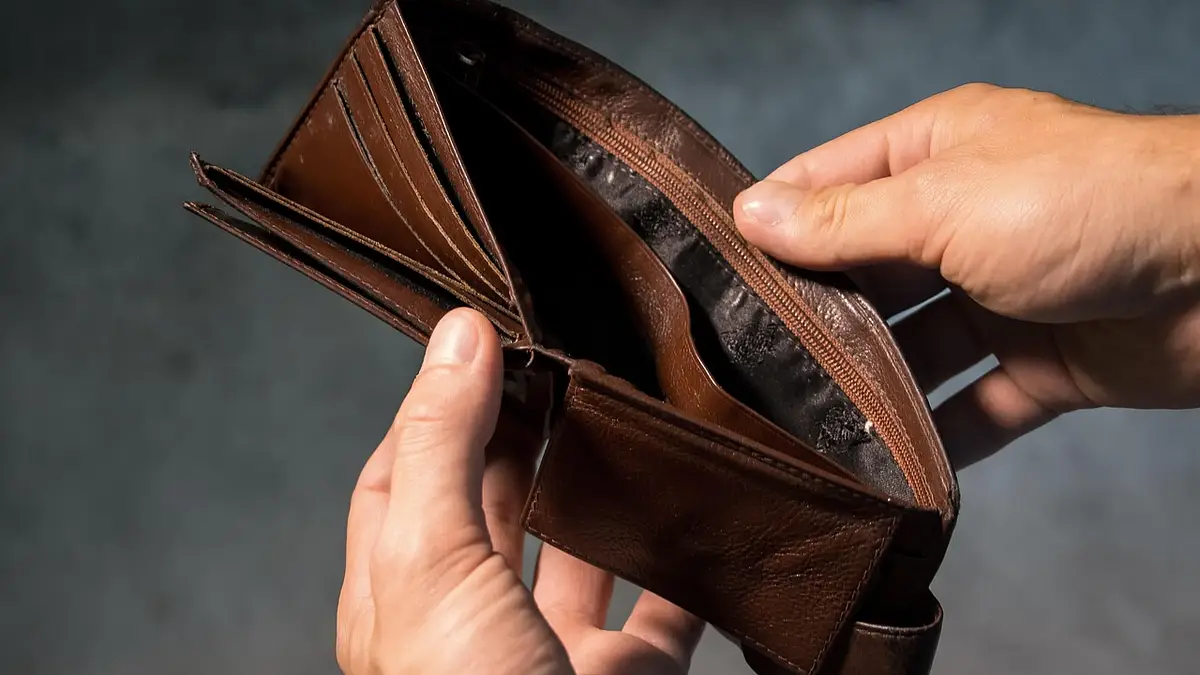 Jak wyjść z kryzysu finansowego – skuteczne strategie i pora